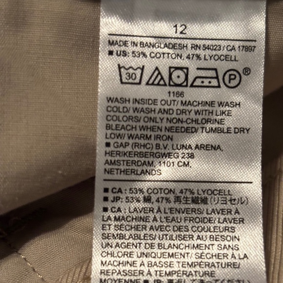 Banana Republic Factory Twill Cargo Pants - Picture 8 of 8